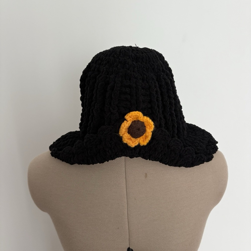 Unbranded Womens Bucket Hat Black Yellow Brown One Size Sunflower Floral Knit